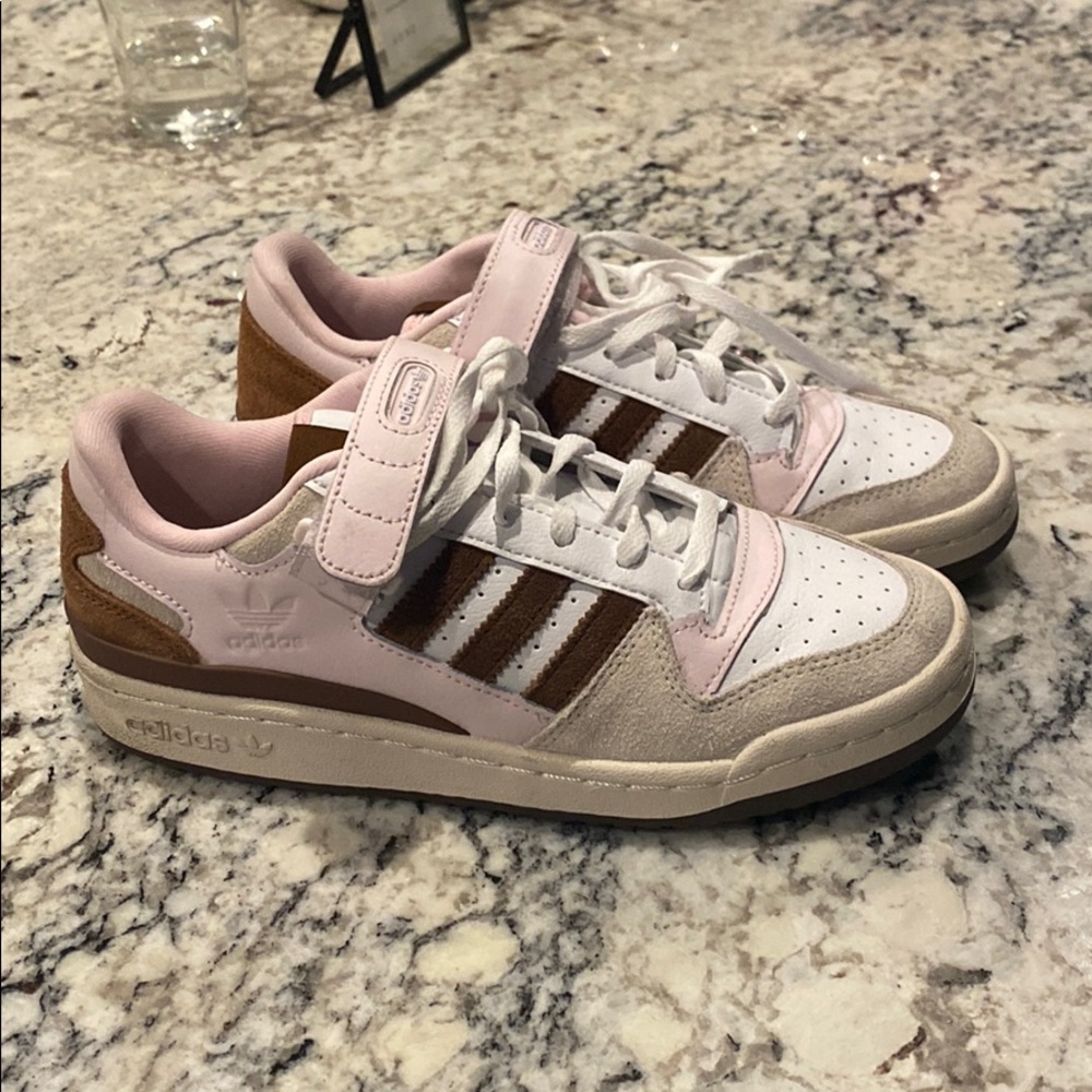 Adidas Strawberry forum lows